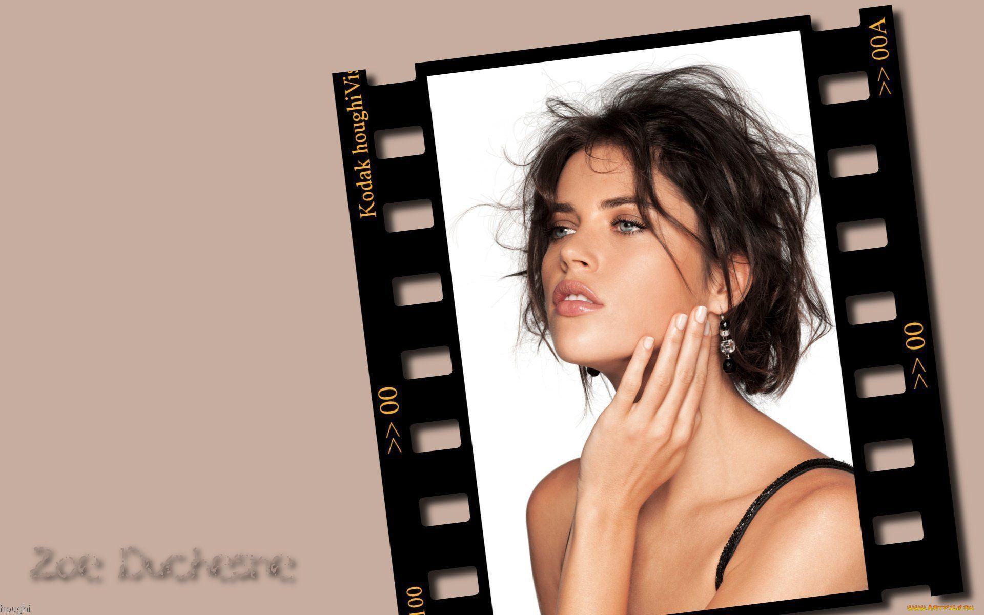 Zoe Duchesne, , 